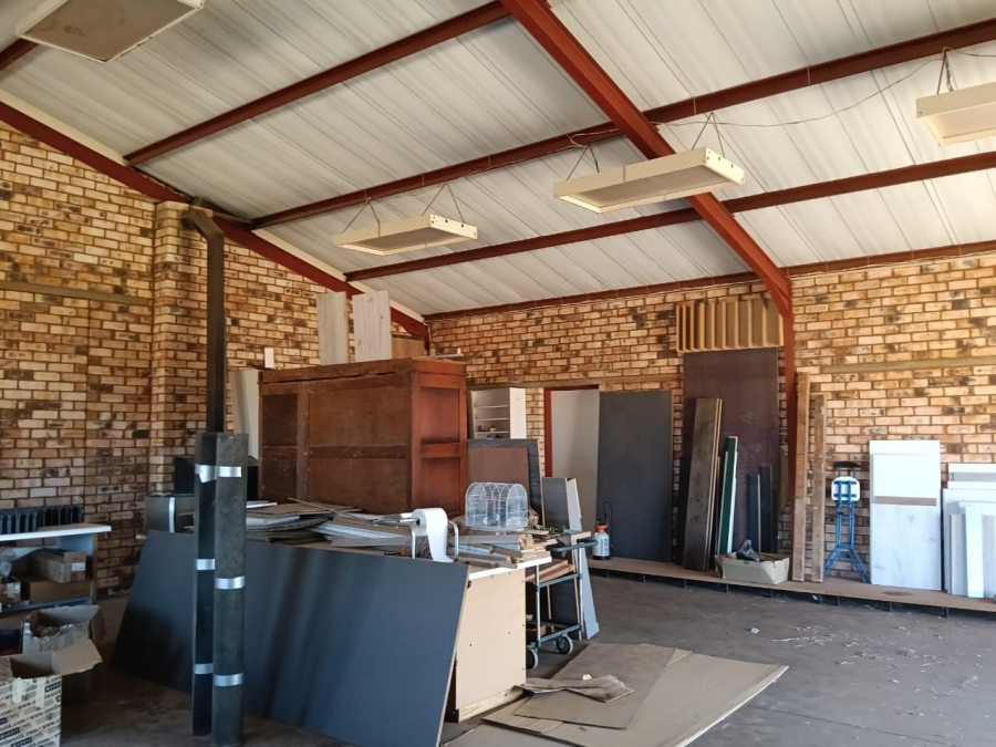 Commercial Property for Sale in Zuurbekom Gauteng