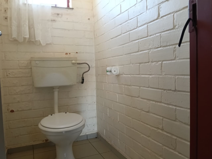 Commercial Property for Sale in Zuurbekom Gauteng