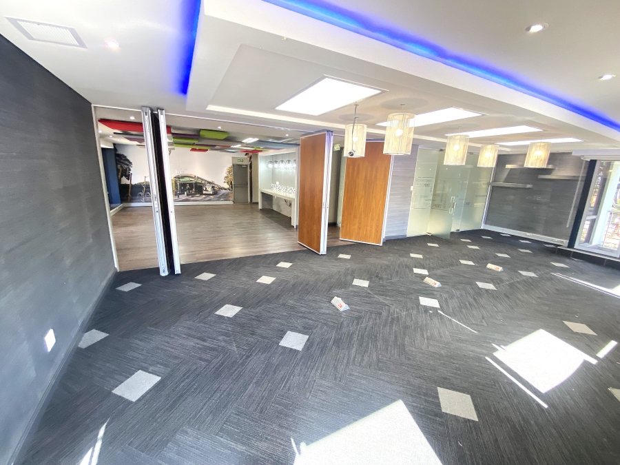 Commercial Property for Sale in Randjespark Gauteng