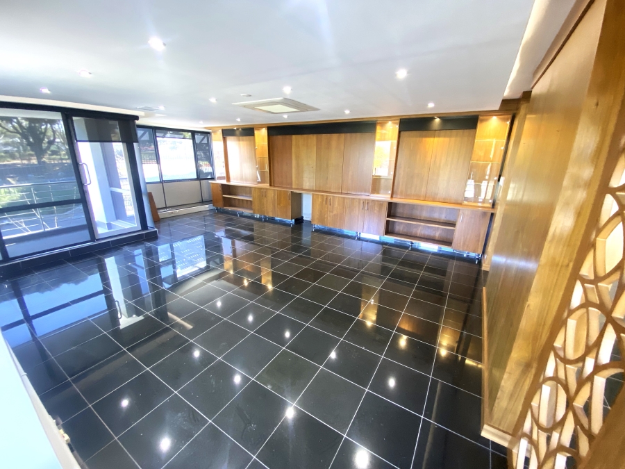 Commercial Property for Sale in Randjespark Gauteng
