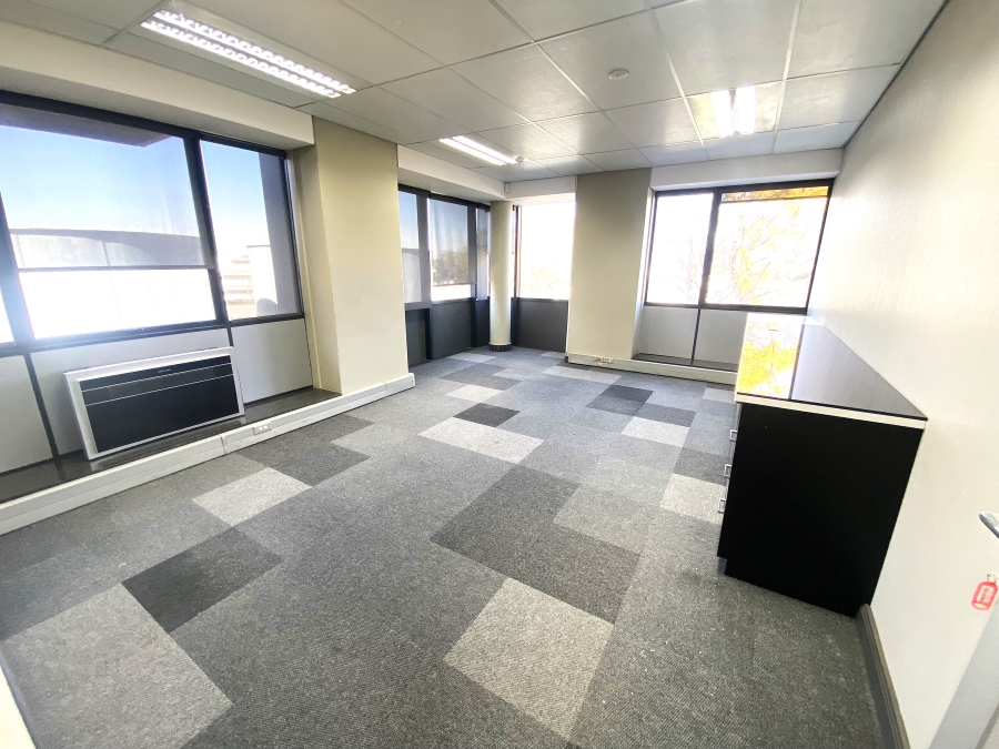 Commercial Property for Sale in Randjespark Gauteng