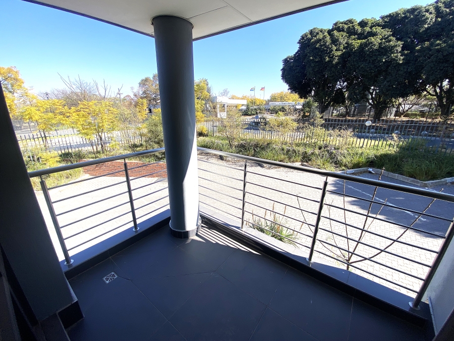 Commercial Property for Sale in Randjespark Gauteng