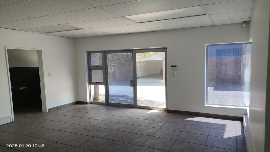 To Let commercial Property for Rent in North Riding Gauteng