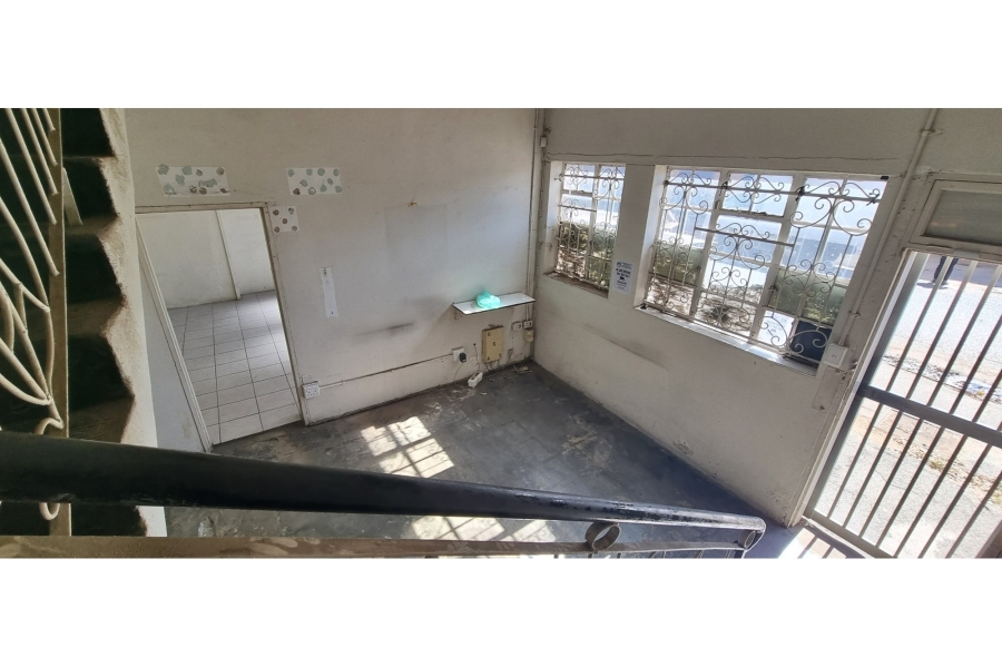 To Let commercial Property for Rent in Booysens Reserve Gauteng