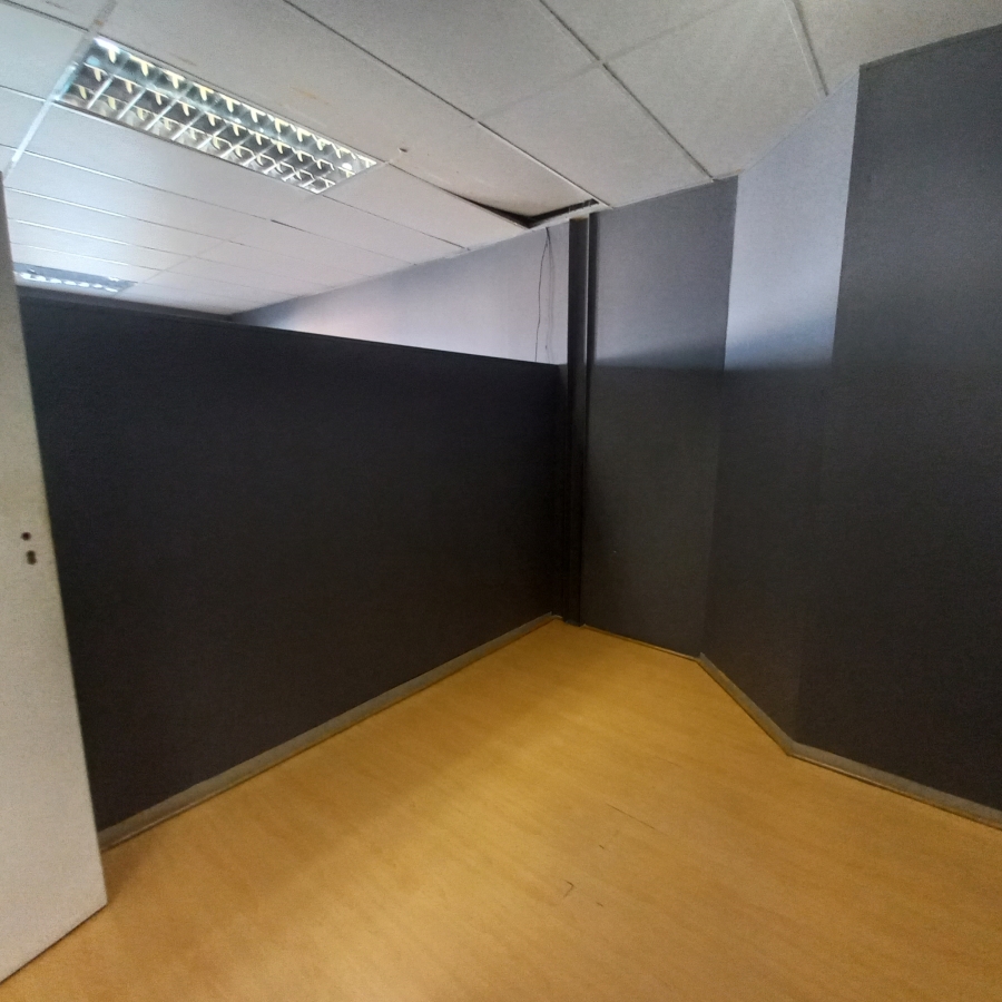 To Let commercial Property for Rent in Anderbolt Gauteng