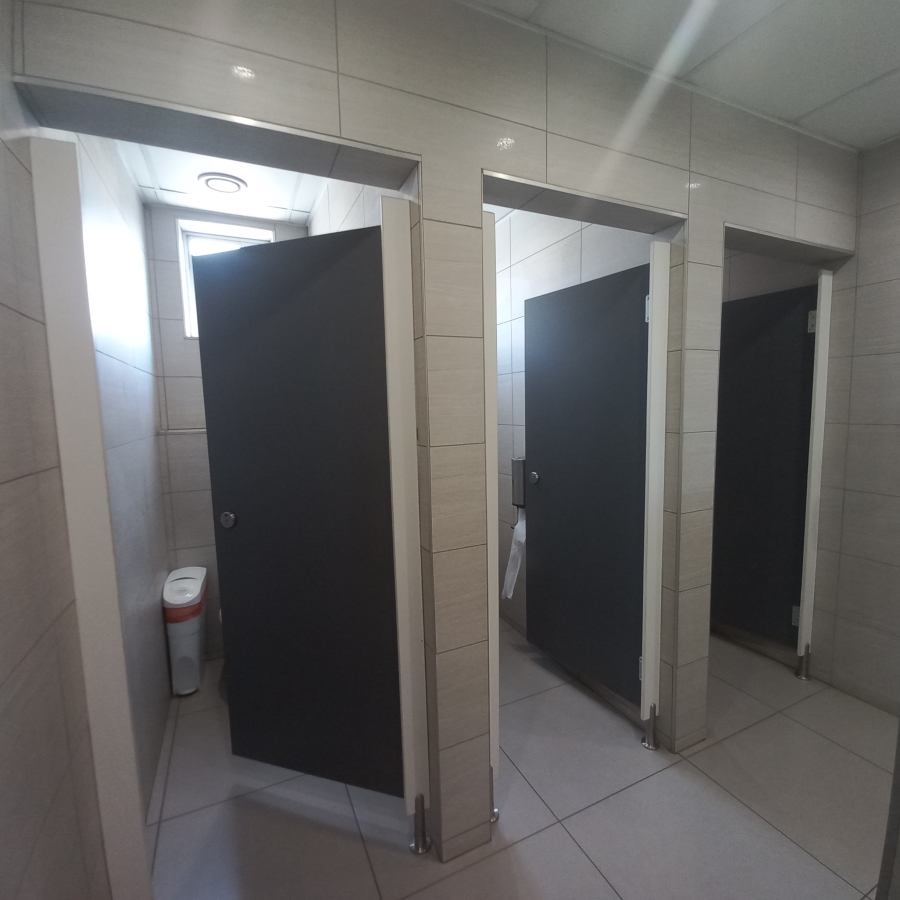 To Let commercial Property for Rent in Anderbolt Gauteng