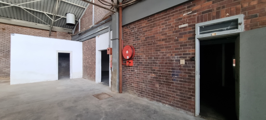 To Let commercial Property for Rent in Benrose Gauteng