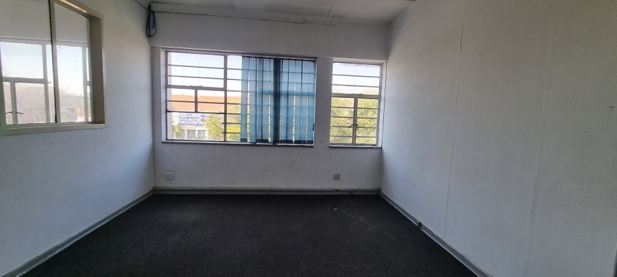 To Let commercial Property for Rent in Benrose Gauteng