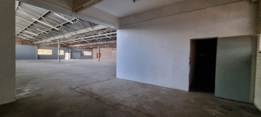 To Let commercial Property for Rent in Benrose Gauteng