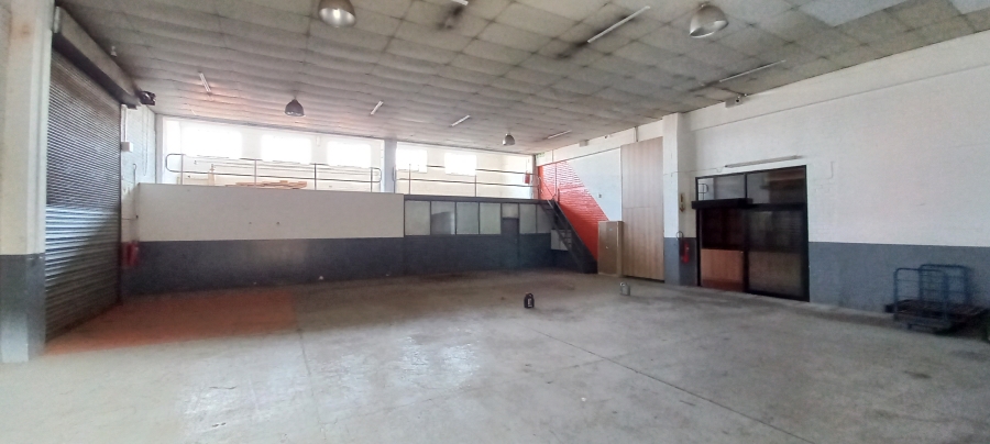 To Let commercial Property for Rent in Benrose Gauteng