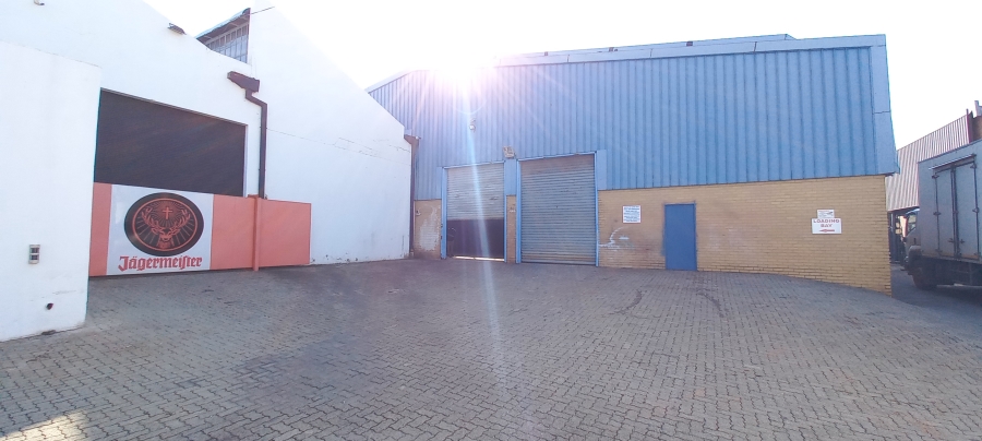 To Let commercial Property for Rent in Benrose Gauteng
