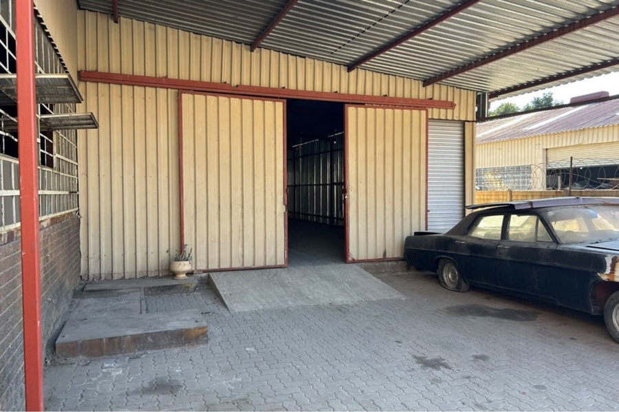 0 Bedroom Property for Sale in Anderbolt Gauteng