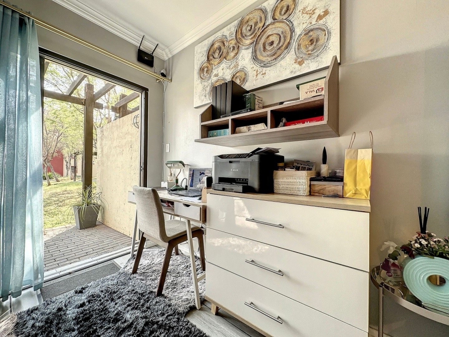 To Let 1 Bedroom Property for Rent in Hazeldean Gauteng