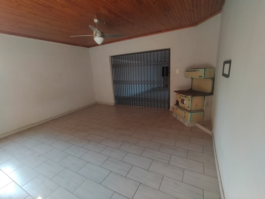 5 Bedroom Property for Sale in Pretoria North Gauteng