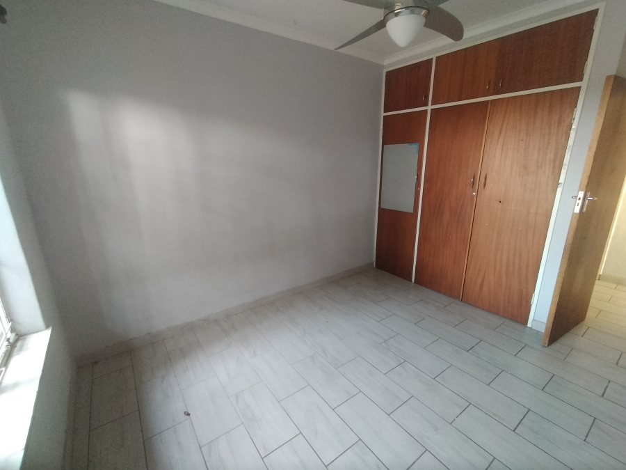 5 Bedroom Property for Sale in Pretoria North Gauteng