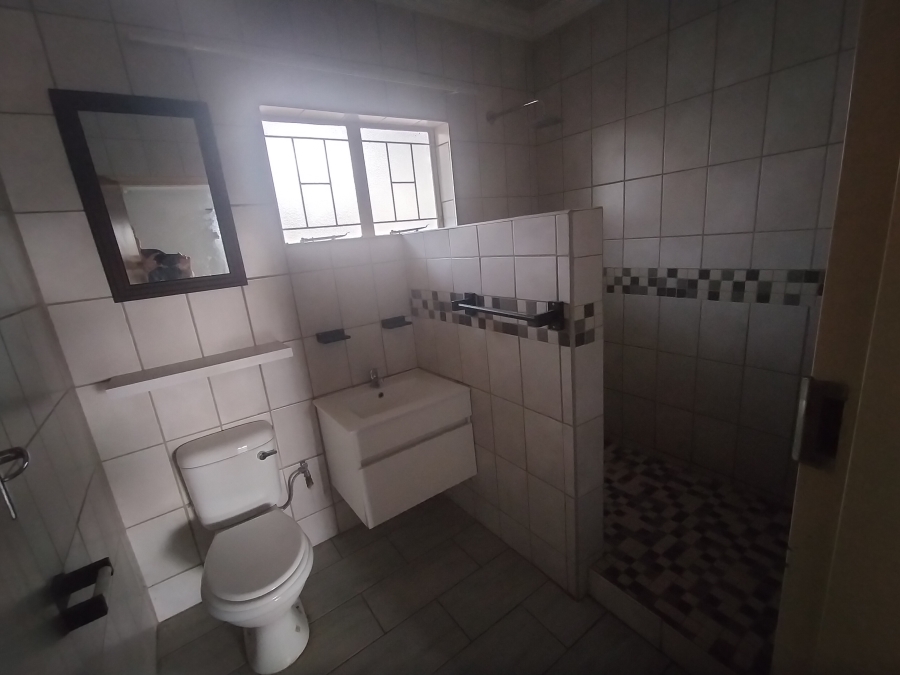 5 Bedroom Property for Sale in Pretoria North Gauteng