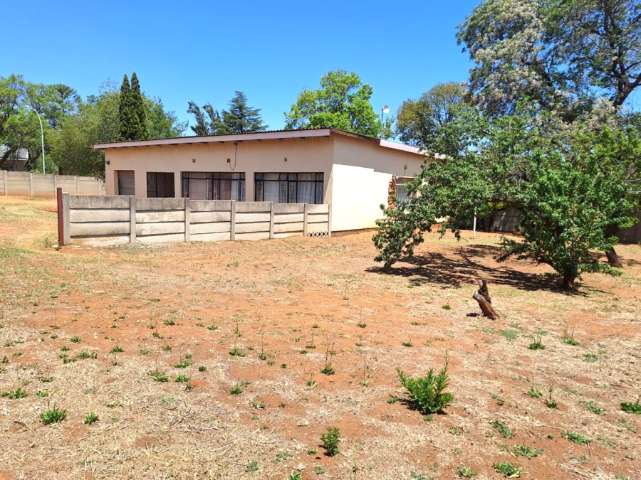 2 Bedroom Property for Sale in Rensburg Gauteng