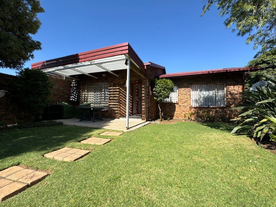 3 Bedroom Property for Sale in Sunward Park Gauteng