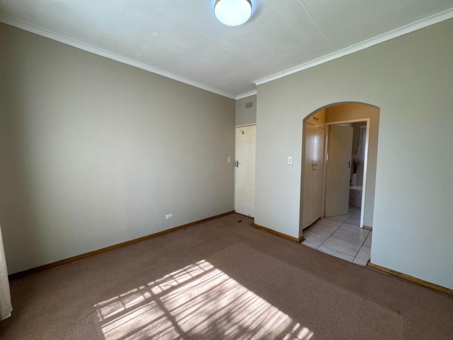 3 Bedroom Property for Sale in Sunward Park Gauteng