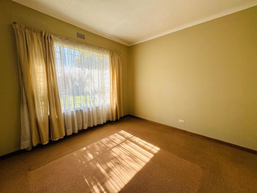 3 Bedroom Property for Sale in Sunward Park Gauteng
