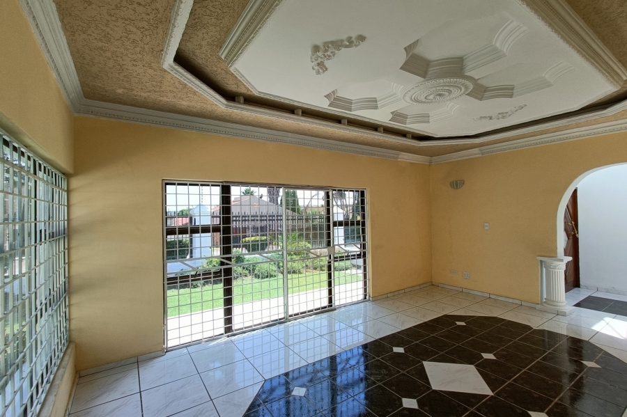 6 Bedroom Property for Sale in Country View Gauteng