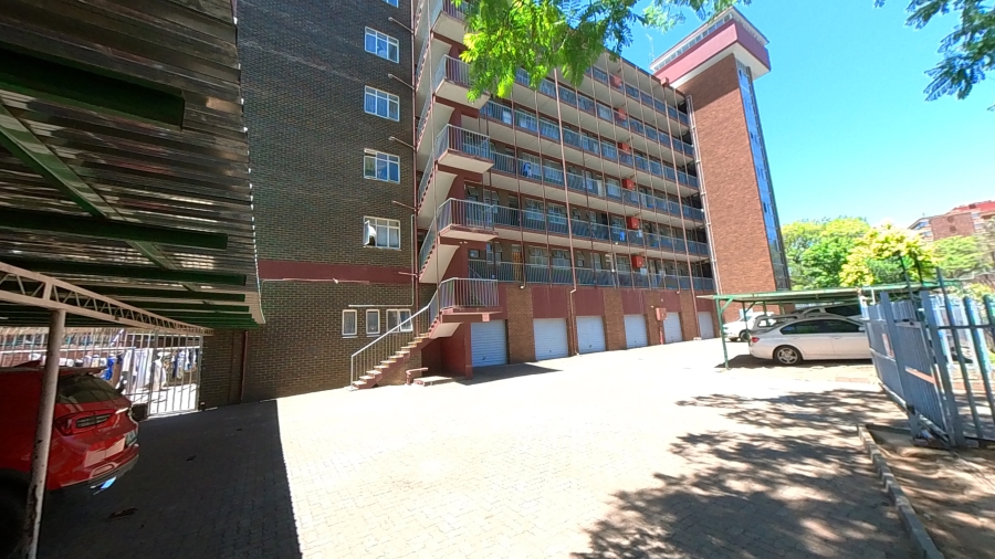 2 Bedroom Property for Sale in Sunnyside Gauteng