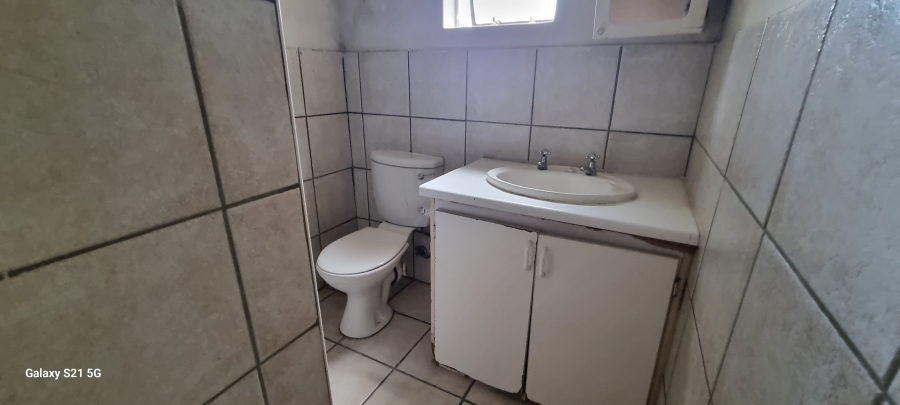 0 Bedroom Property for Sale in Hillcrest Gauteng