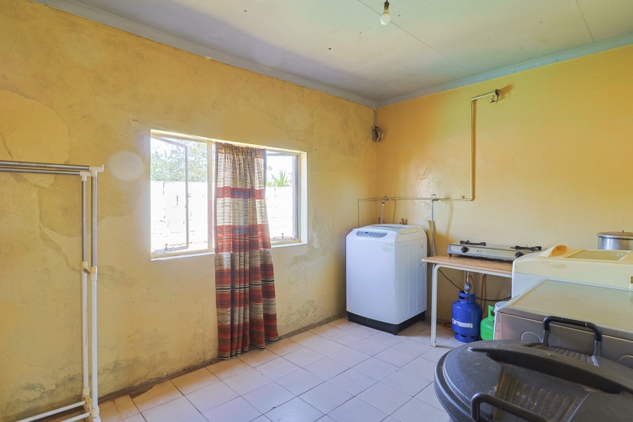 6 Bedroom Property for Sale in Tedderfield A H Gauteng