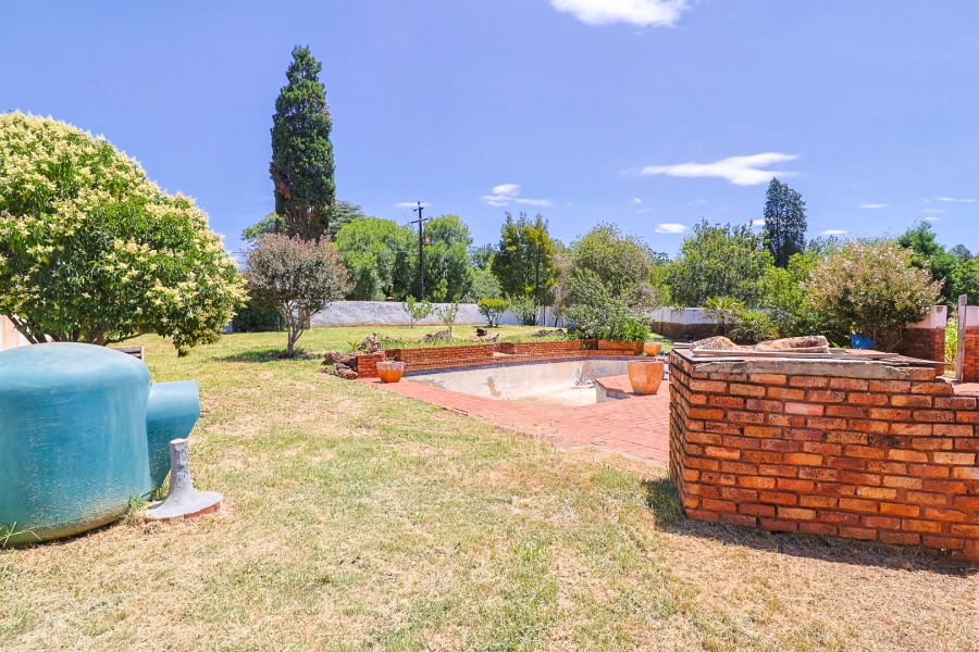 6 Bedroom Property for Sale in Tedderfield A H Gauteng