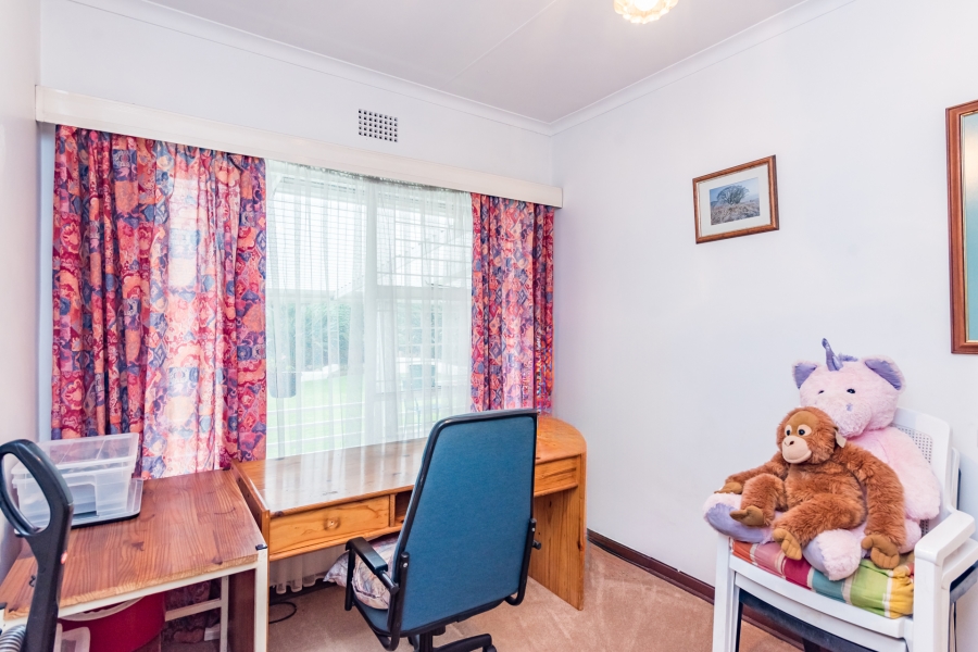 5 Bedroom Property for Sale in Constantia Kloof Gauteng