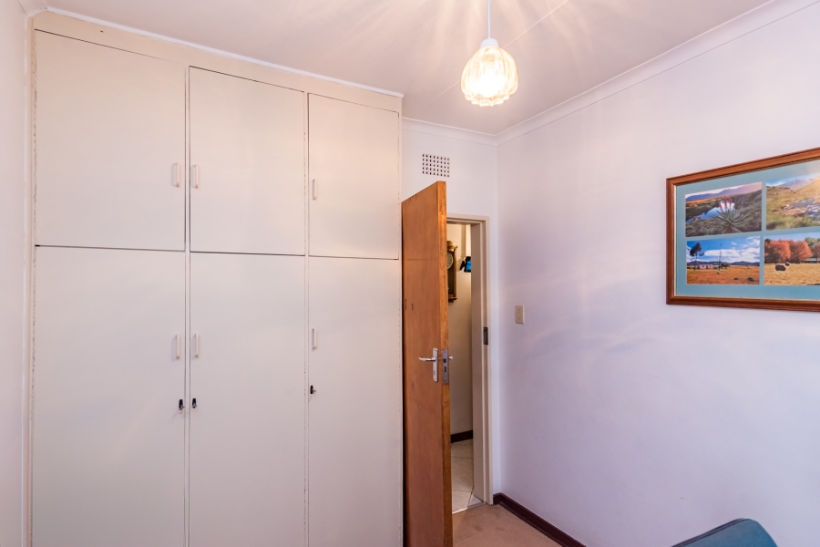 5 Bedroom Property for Sale in Constantia Kloof Gauteng