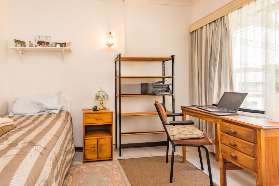 5 Bedroom Property for Sale in Constantia Kloof Gauteng
