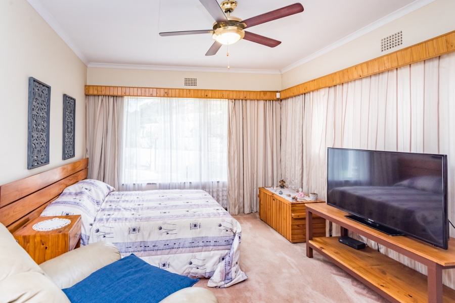 5 Bedroom Property for Sale in Constantia Kloof Gauteng