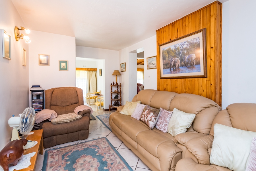 5 Bedroom Property for Sale in Constantia Kloof Gauteng