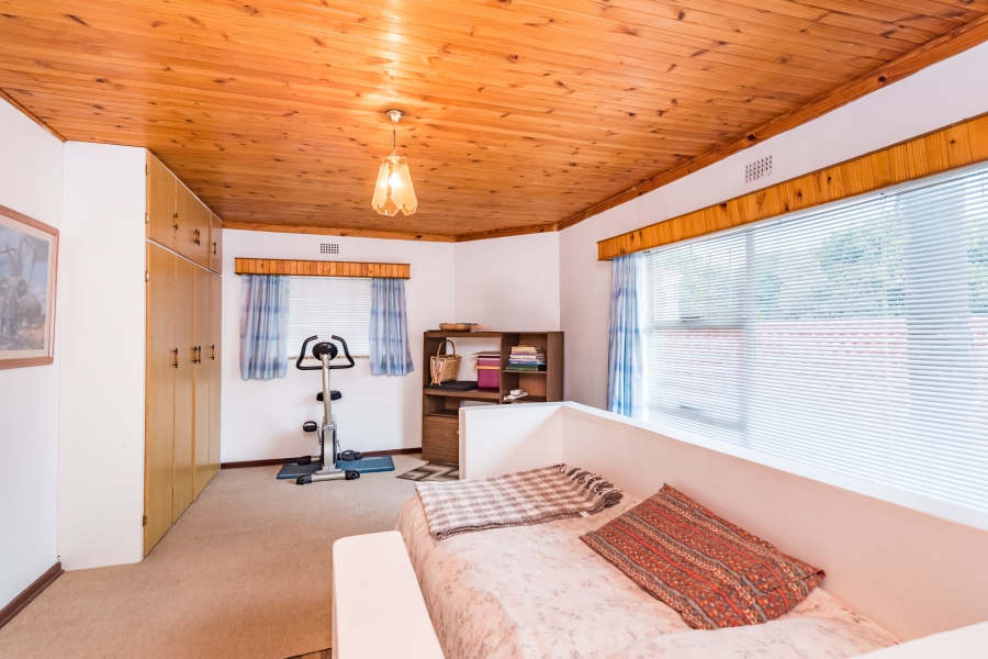 5 Bedroom Property for Sale in Constantia Kloof Gauteng