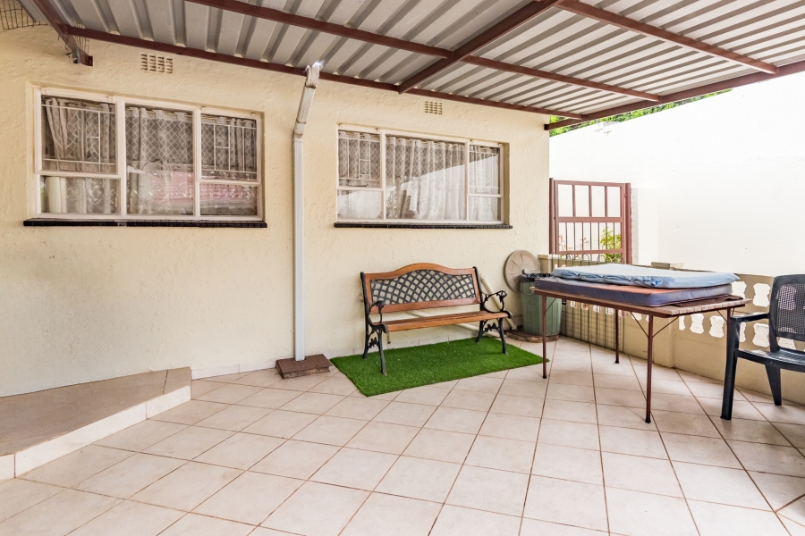 5 Bedroom Property for Sale in Constantia Kloof Gauteng