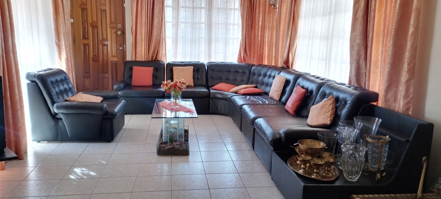 To Let 3 Bedroom Property for Rent in Bosmont Gauteng