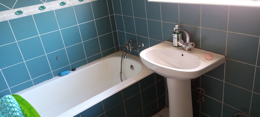 To Let 3 Bedroom Property for Rent in Bosmont Gauteng