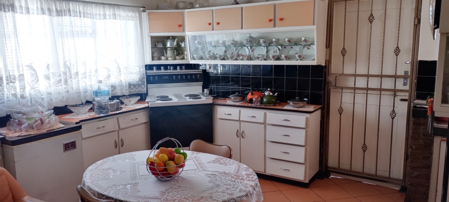 To Let 3 Bedroom Property for Rent in Bosmont Gauteng