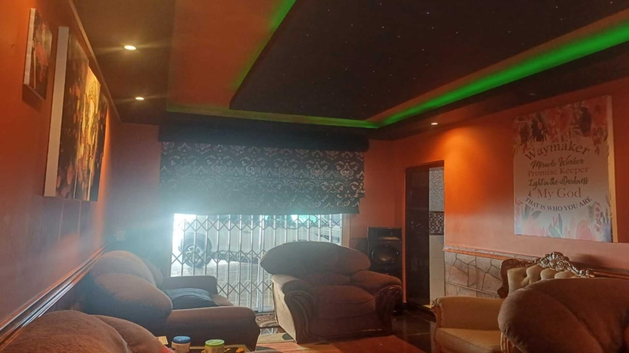 4 Bedroom Property for Sale in Arcon Park Gauteng