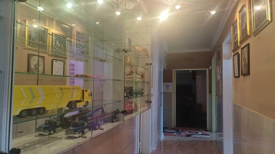 4 Bedroom Property for Sale in Arcon Park Gauteng