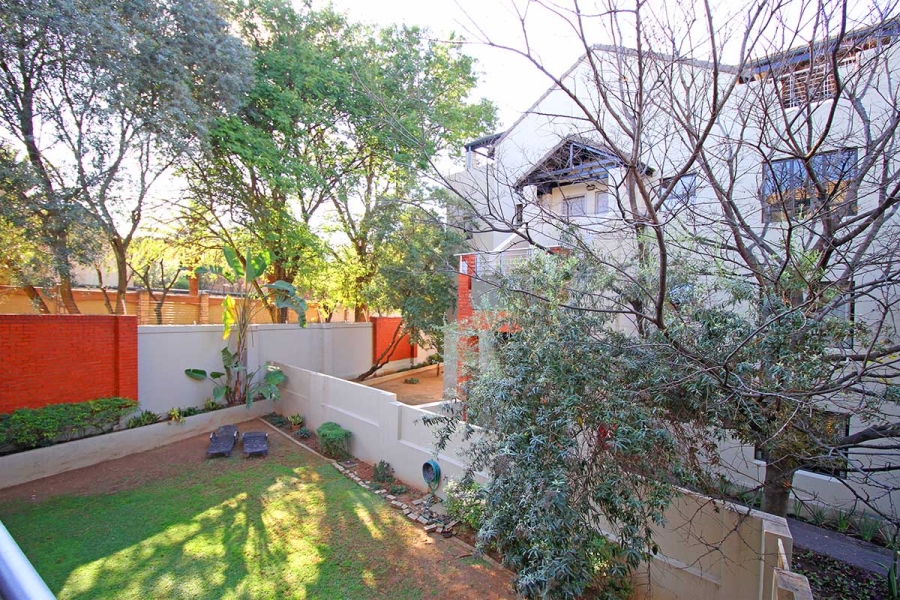 1 Bedroom Property for Sale in Lonehill Gauteng