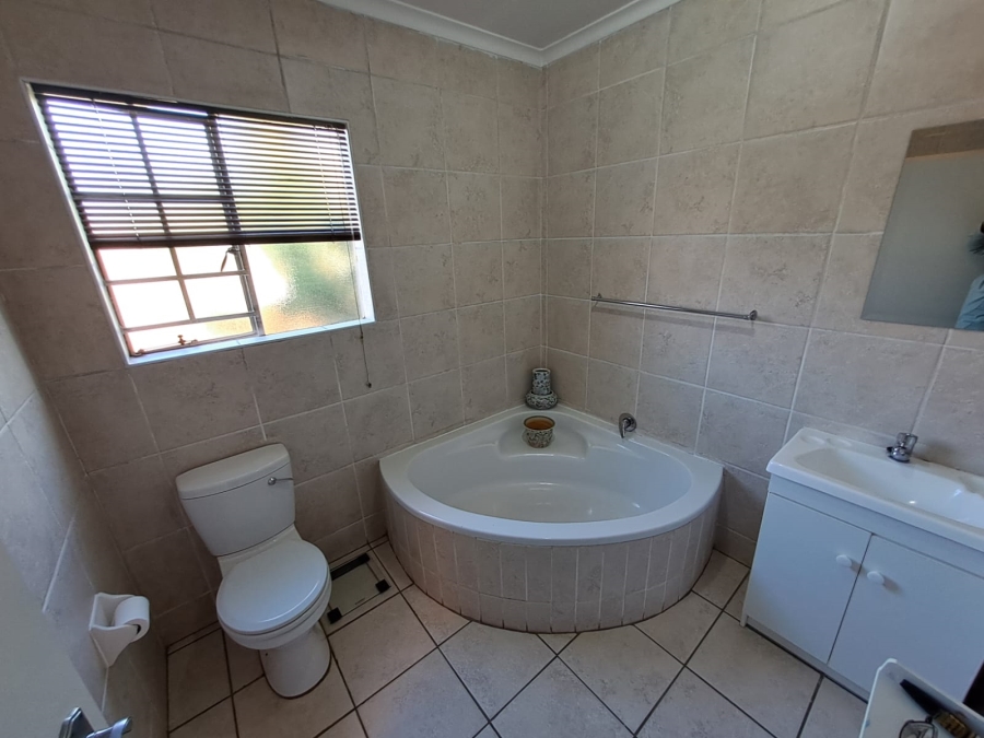 3 Bedroom Property for Sale in Kyalami Hills Gauteng