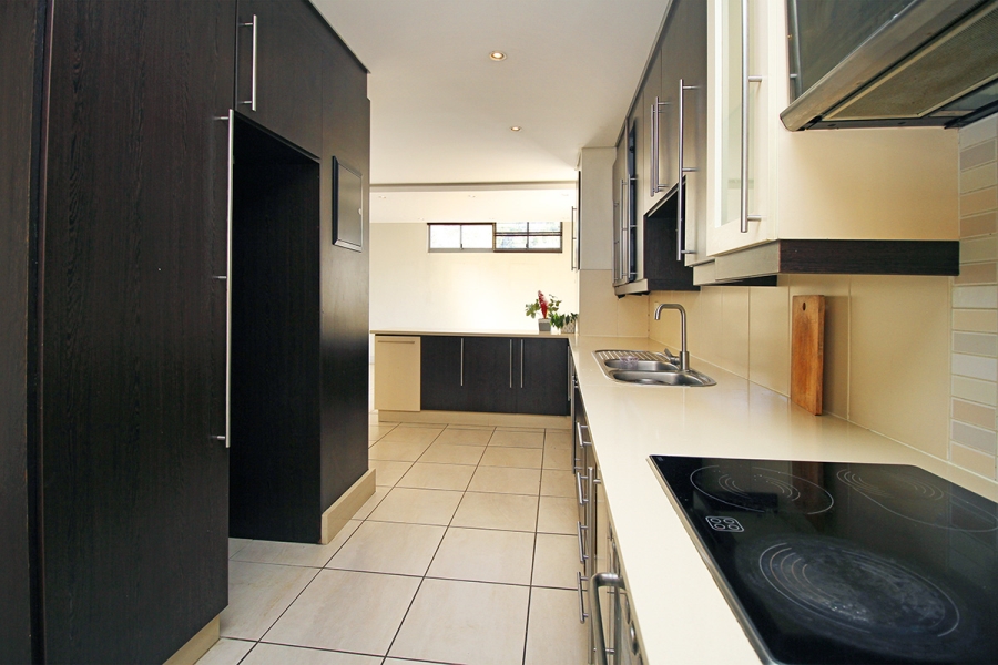 To Let 2 Bedroom Property for Rent in Bedford Gardens Gauteng