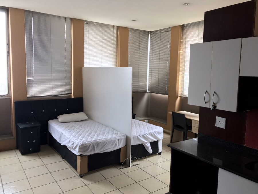 1 Bedroom Property for Sale in Braamfontein Gauteng