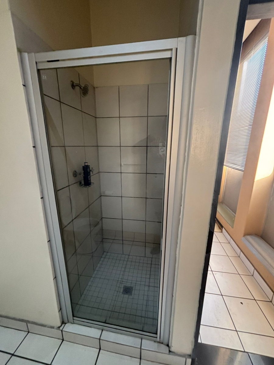 1 Bedroom Property for Sale in Braamfontein Gauteng