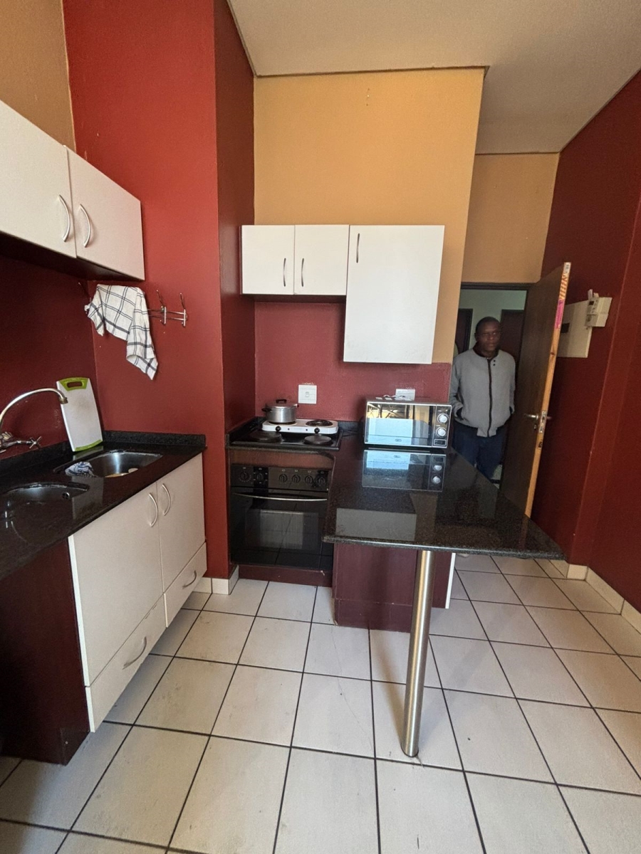 1 Bedroom Property for Sale in Braamfontein Gauteng