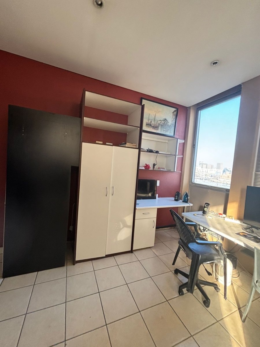 1 Bedroom Property for Sale in Braamfontein Gauteng