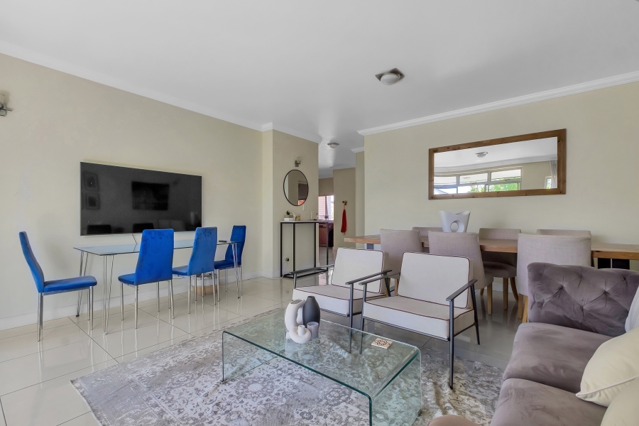 To Let 2 Bedroom Property for Rent in Strathavon Gauteng