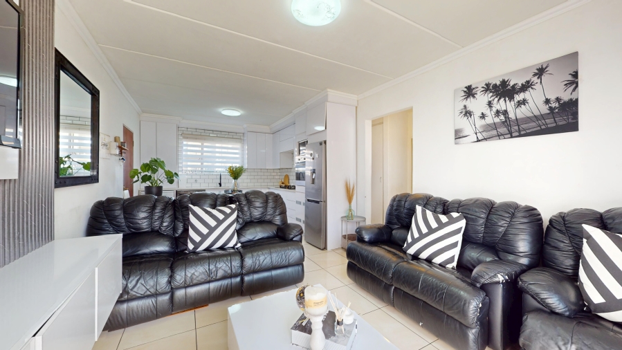 2 Bedroom Property for Sale in Kleinfontein Gauteng